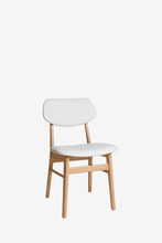 ando chair